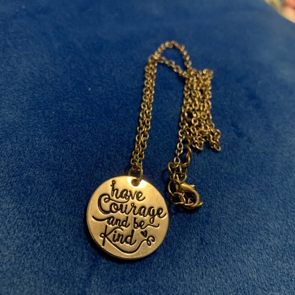 Disney’s Cinderella Necklace - Picture 4 of 4